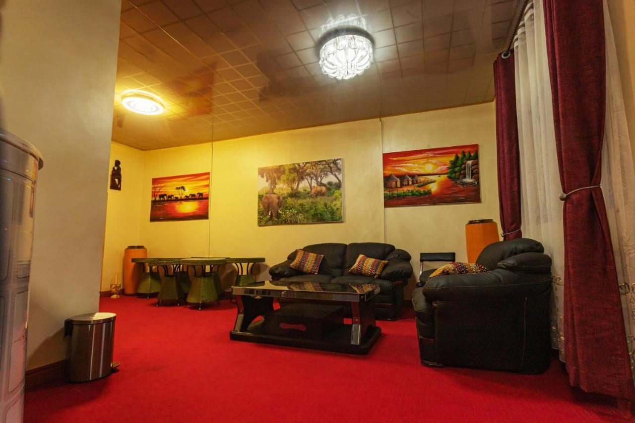 Ambrosia Heights Entebbe Hotell Exteriör bild